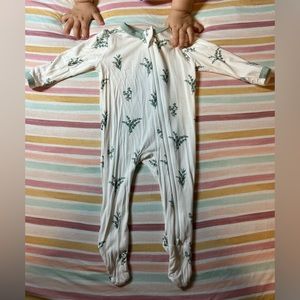 Kyte Baby Zippered Long Sleeve Footie in Eucalyptus